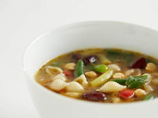 Soupe copieuse de Toscane