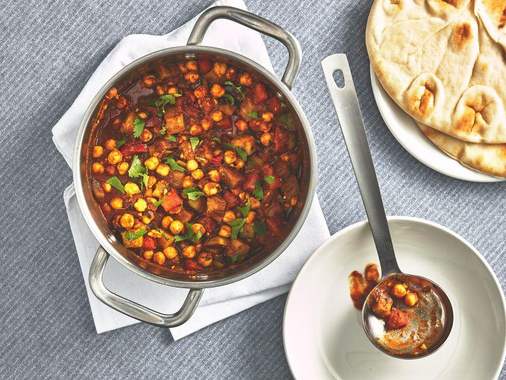 Indian-style chickpea tomato stew