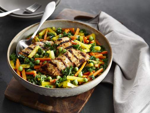 Grilled Chicken Kalebanzo Salad